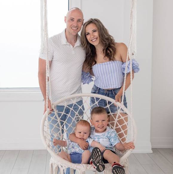 Meet your Posher, Tijana - Picture 1 of 1